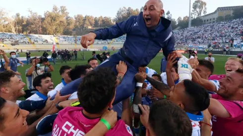 El DT cruzado celebró el título fiel a su estilo.