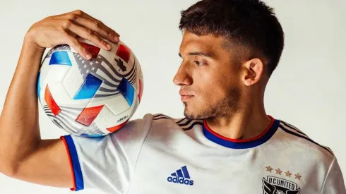 Yamil Asad aparece como una de las incorporaciones más importantes del tetracampeón, Universidad Católica