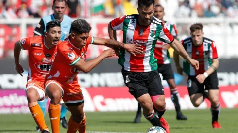 Carlos Villanueva sigue teniendo contrato con Palestino.