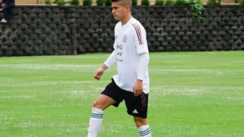 El delantero de Unión Española recibió un duro mensaje de un supuesto hincha chileno tras el partido amistoso entre Méxio y Chile en Estados Unidos.