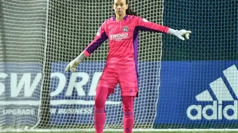 Christiane Endler en la victoria del Lyon contra Häcken en Champions League.