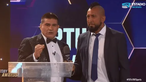 Marcelo Vega entregó premios con categorías muy graciosas.