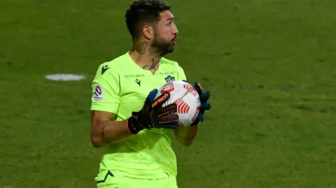 El arquero aseguró que se marcha triste del Puerto.