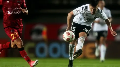 Leonardo Gil renovó su contrato con Colo Colo después de una temporada debut que fue de más a menos, producto de una lesión