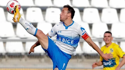 José Pedro Fuenzalida alarga su estadía en Universidad Católica