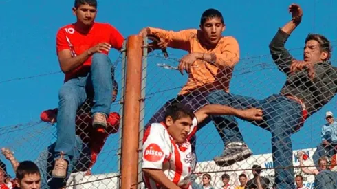 Wanchope Ábila reconoció su presencia en esta fotografía de la barra de Instituto de Córdoba, con sólo 16 años