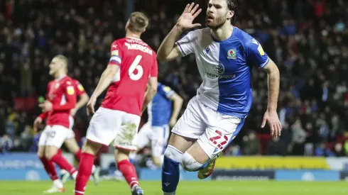 Ben Brereton hace millonario a un hincha del Blackburn Rovers