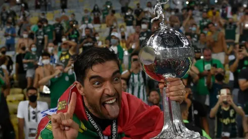 El DT del Palmeiras se proclamó bicampeón de la Libertadores este año