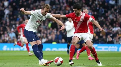 Harry Kane marcó el tercero del Tottenham