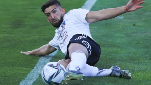 Emiliano Amor firmó hasta el 2024 en Colo Colo