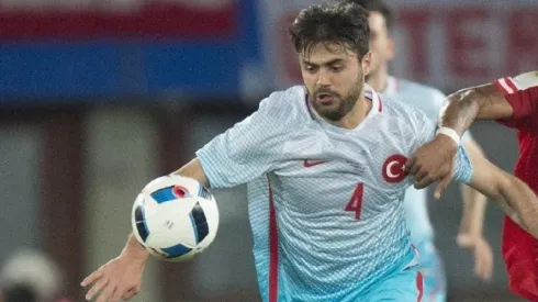 El jugador jugó la Eurocopa 2016 junto a Turquía.
