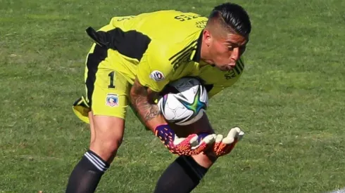 Brayan Cortés sufrió un fuerte esguince en uno de sus dedos