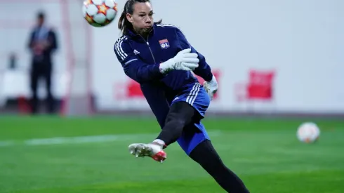 Tiane Endler espera hacer historia ganando el premio The Best este lunes