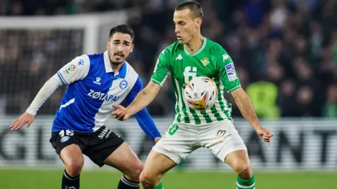Betis venció con comodidad al Alavés como local