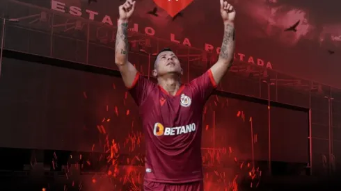 Leonardo Valencia sigue en Deportes La Serena.