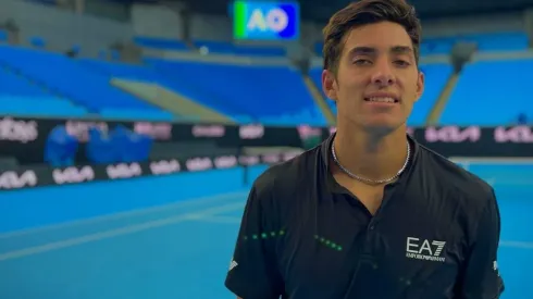 Cris Garin avanzó por primera vez a la tercera ronda del Abierto de Australia y tiene cuadro abierto por la baja de Novak Djokovic