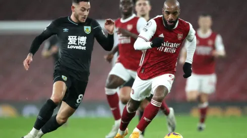 Arsenal se encuentra en el 7° lugar de la Premier League con 35 puntos.