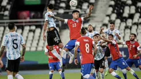 El ex seleccionado nacional sacó la voz y reconoció que Chile puede sacar ventaja de la altitud de Calama ante el cuadro trasandino.