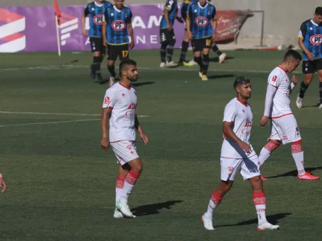 Jugadores de Copiapó disparan que "la pelota se manchó"