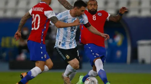 Messi y Vidal no jugarán esta noche en Calama