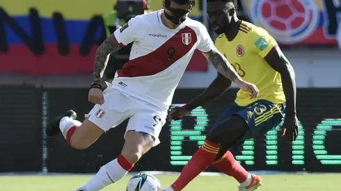 Lapadula ya juega con una máscara por una lesión en su cara