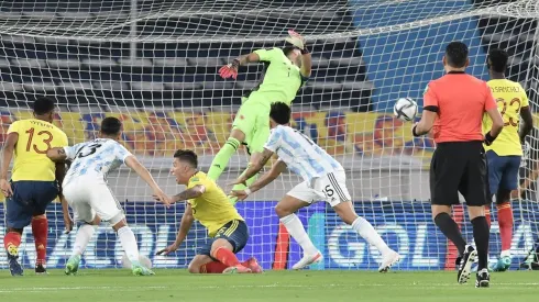 Chile necesita una victoria argentina ante Colombia