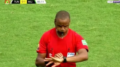 El juez zambiano reveló la verdad tras su polémico episodio.