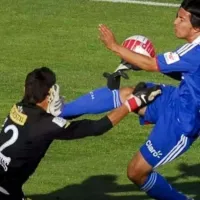 "Lo llamé inmediatamente": Albert Acevedo recuerda duro patadón que le pegó a Raúl Olivares y confiesa que está todo bien con el arquero