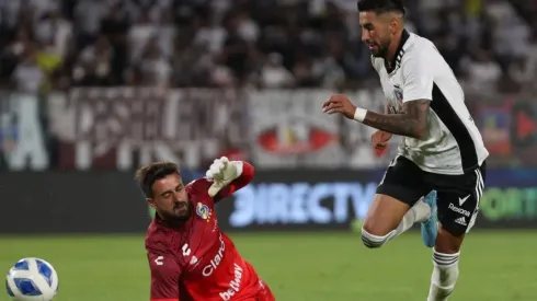 Lucero marcó un tanto de gran factura ante Everton