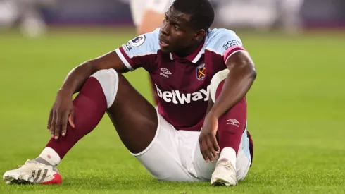 Zouma fue sancionado por su club por golpear a su gato