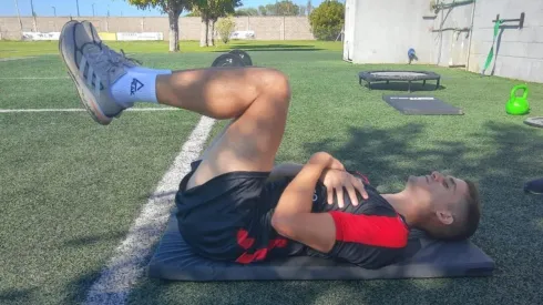 Guillermo Soto, ex Palestino formado en Universidad Católica, dio el salto al fútbol argentino con 28 años pero tuvo una ruda fractura que le impedirá hacer su debut con Huracán por dos meses.