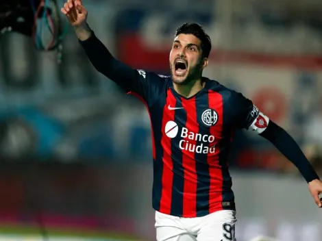 Blandi fue presentado en San Lorenzo con la dorsal 9