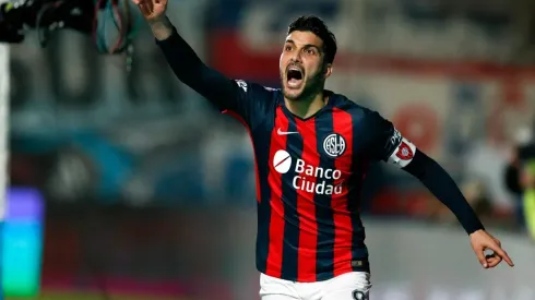 El delantero argentino volverá a vestir la camiseta del club donde registra el mejor promedio goleador de su carrera.