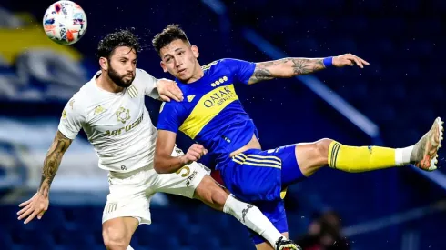 Eugenio Mena firma por una nueva temporada en Racing de Argentina