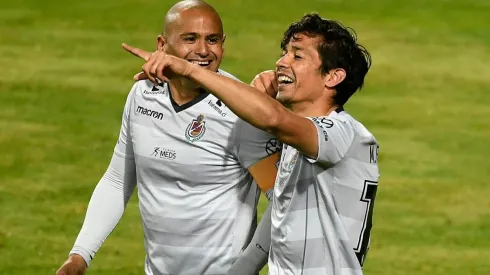 Mati será titular ante Colo Colo mientras Suazo irá a la banca