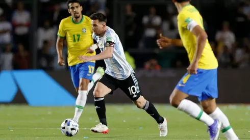 La FIFA entregó multas económicas, variadas suspensiones y decidió que el duelo entre Brasil y Argentina tendrá que volver a jugarse.