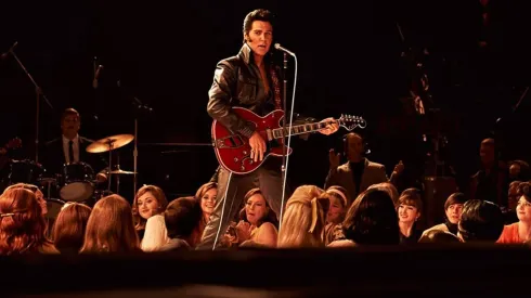 Austin Butler como Elvis Presley en la película de Baz Lurhmann.