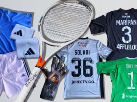 Camisetas y la raqueta de Feña González en subasta solidaria