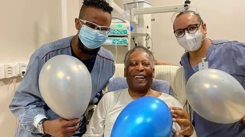 Pelé fue ingresado por primera vez al hospital en septiembre pasado
