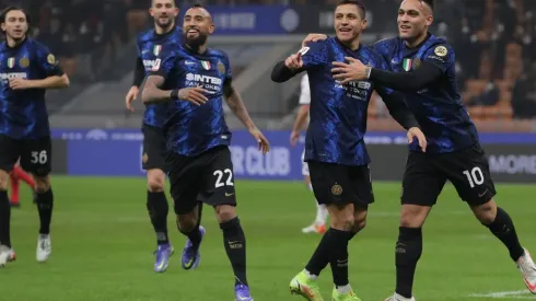 Arturo Vidal y Alexis Sánchez buscarán sumar minutos importantes ante el Genoa por Serie A.