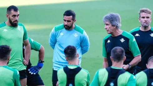 Pellegrini remece al Betis antes de la práctica