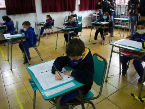 ¿Qué pasa si se detecta un caso positivo de Covid en el curso de un colegio?