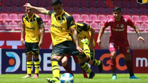 Joe Abrigo anotó el empate entre Coquimbo Unido y La Serena, que le hizo justicia a un clásico equilibrado en el estadio La Portada