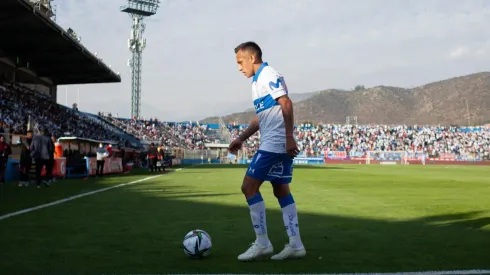Fabián Orellana aún no juega en esta temporada con la UC