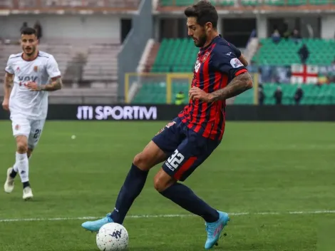 Potencia Vargas le pega feroz coscacho a la U por Larrivey