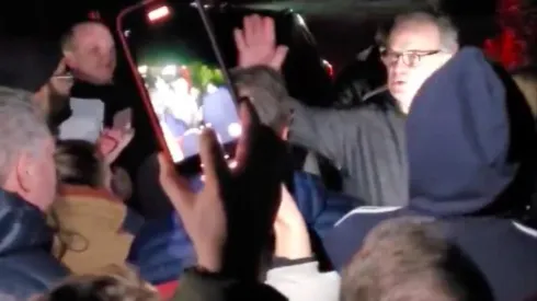 Marcelo Bielsa tuvo una emotiva despedida con los hinchas del Leeds United