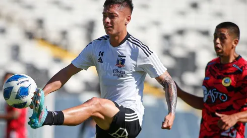 Cristián Zavala anotó uno de los goles del triunfo de Colo Colo ante Lautaro de Buin