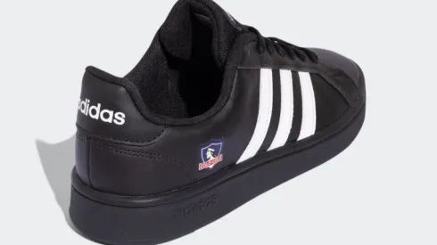 ¿Qué te parece la nueva zapatilla adidas de Colo Colo? El modelo Grand Court lleva la simbología del Cacique