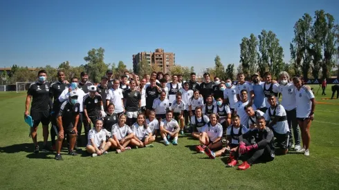 Colo-Colo protagoniza un entrenamiento mixto por el 8M