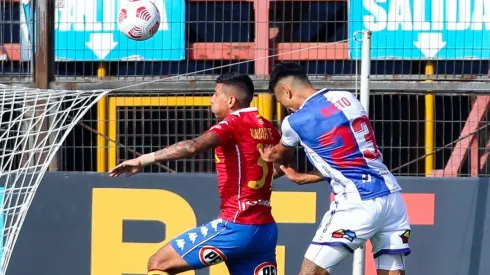 La ida entre Unión Española y Antofagasta se disputa en el Estadio Santa Laura.